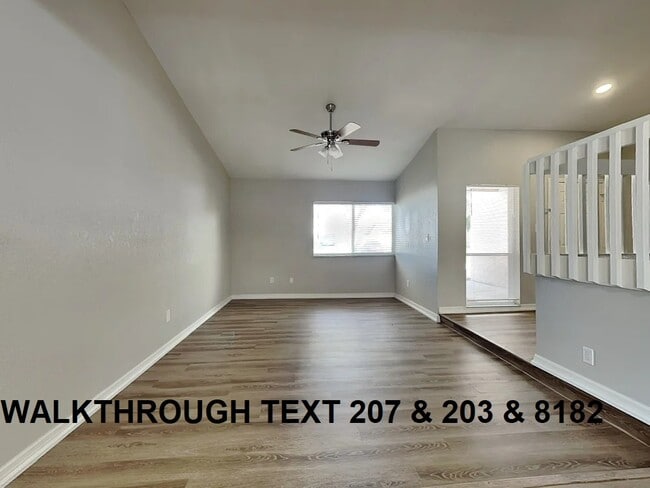 540 Oak Creek Dr in Brandon, FL - Building Photo - Building Photo