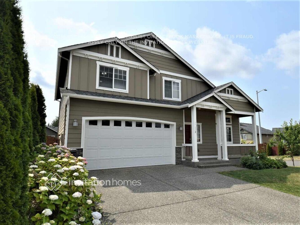 17812 82nd Dr NE in Arlington, WA - Building Photo