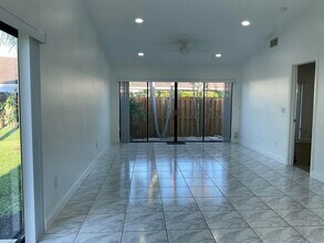 10212 Boca Bend E in Boca Raton, FL - Building Photo - Building Photo