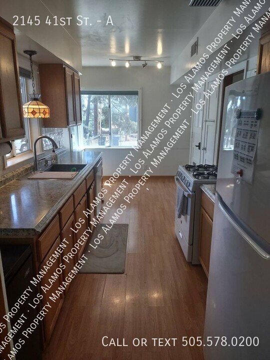2145 41st St in Los Alamos, NM - Building Photo