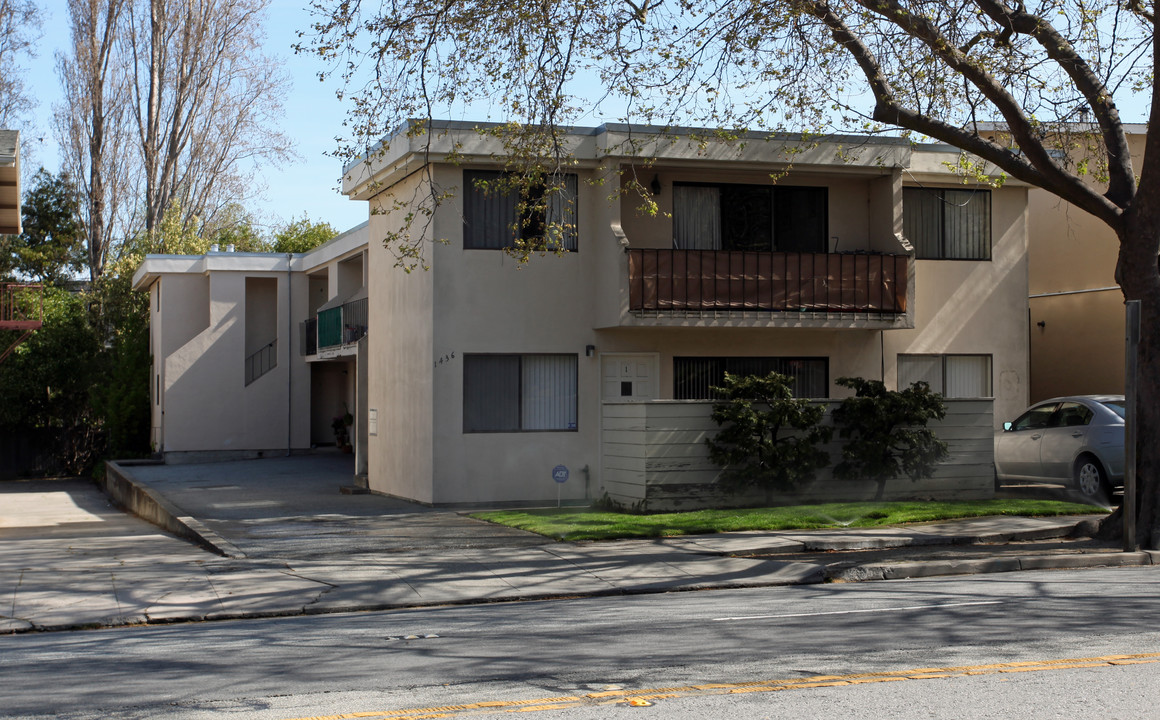 1436 El Camino Real in Burlingame, CA - Building Photo