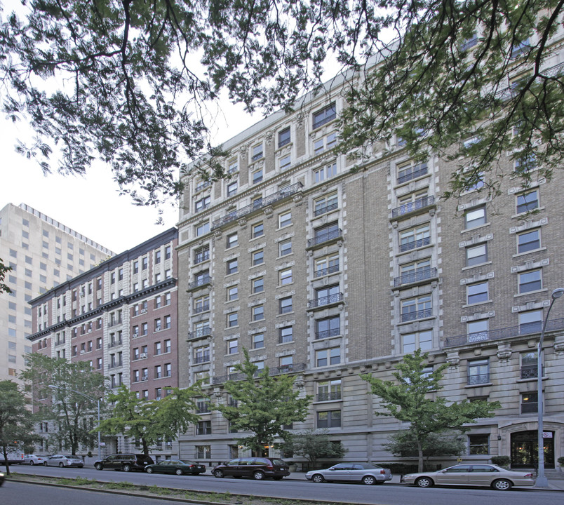 Monte Vista Apartments in New York, NY - Building Photo