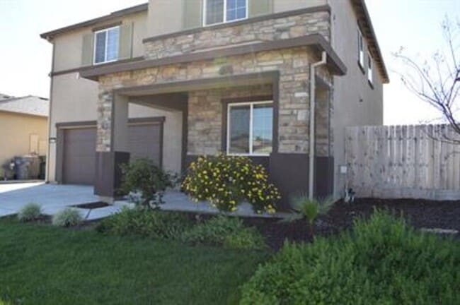 4297 Lasalle Dr in Merced, CA - Foto de edificio - Building Photo
