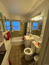 17 Cove Ln in Levittown, NY - Building Photo - Building Photo