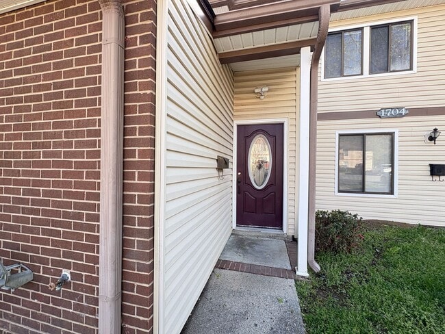 1704 N Hamilton St in High Point, NC - Building Photo - Building Photo