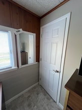 240 Greenaway Dr in Springfield, MA - Foto de edificio - Building Photo