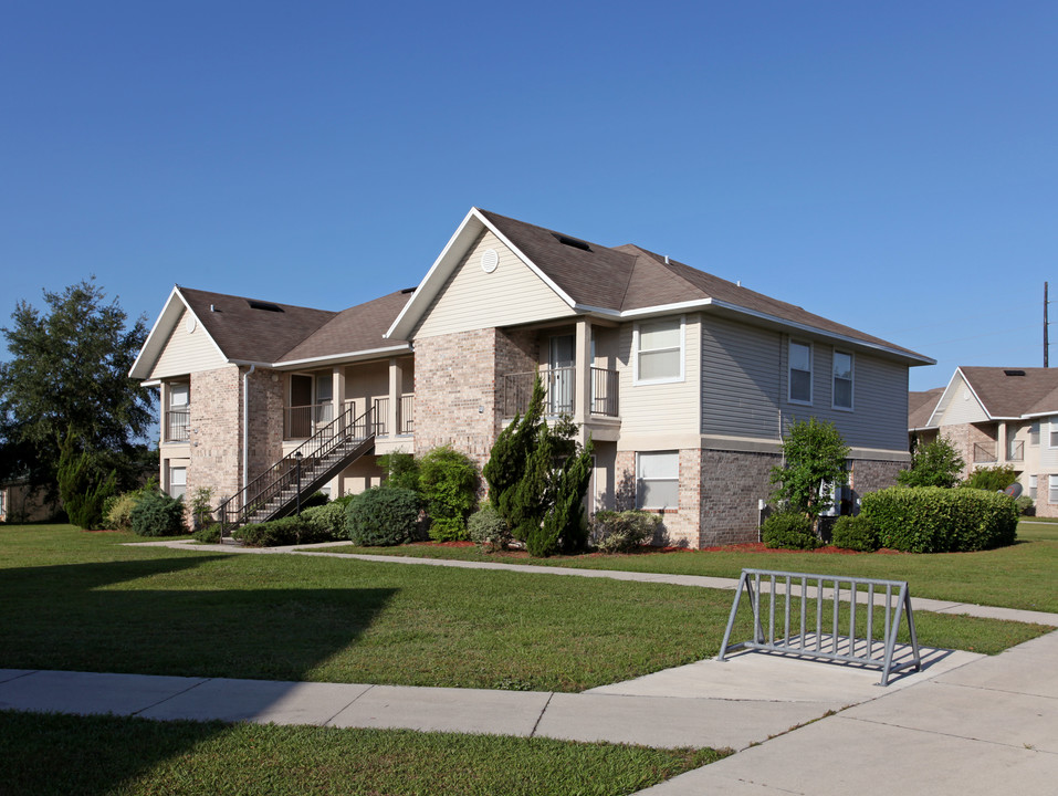 Rosemont Manor in Eustis, FL - Building Photo