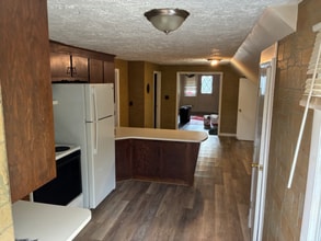 5 Franklin St in Bristol, CT - Building Photo - Building Photo