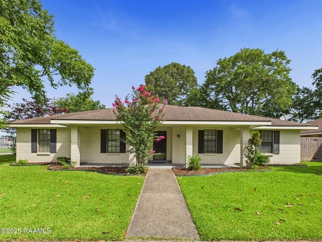 128 Pigeon Loop