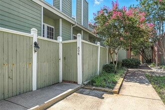 6220 Bentwood Trail in Dallas, TX - Building Photo - Building Photo
