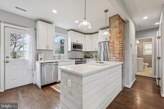 1404 Beaver Heights Ln in Capitol Heights, MD - Building Photo - Building Photo