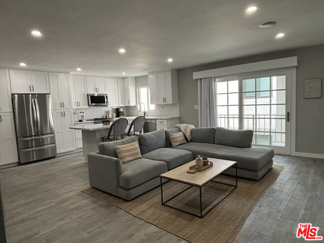 property at 940 7th St