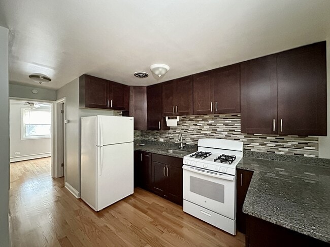 8500 Waukegan in Morton Grove, IL - Building Photo - Building Photo