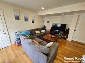 23 Weitz St, Unit 1 in Boston, MA - Building Photo