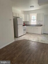 533 E Walnut Ln in Philadelphia, PA - Building Photo - Building Photo