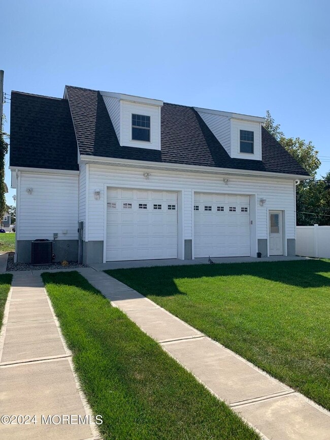 207 Brinley Ave in Bradley Beach, NJ - Building Photo - Building Photo