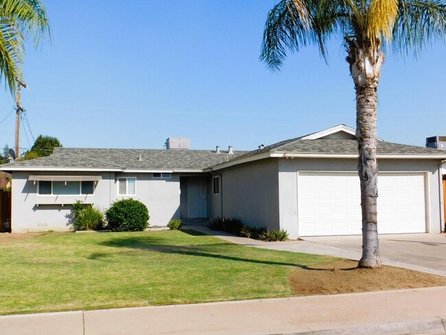 property at 1045 Oxford Ave