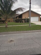 2482 SE Drayton Rd in Port St. Lucie, FL - Building Photo - Building Photo