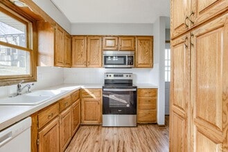 3113 Golden Blvd in Bellevue, NE - Building Photo - Building Photo