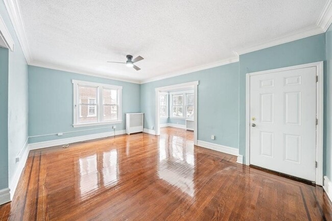 22 Poe Ave in Newark, NJ - Building Photo - Building Photo