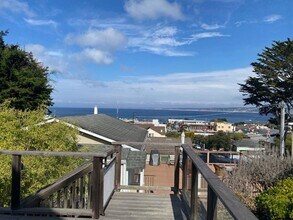 480 Hoffman Ave in Monterey, CA - Building Photo - Building Photo