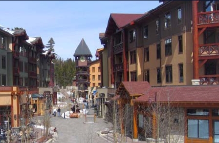 White Mountain Lodge in Mammoth Lakes, CA - Foto de edificio