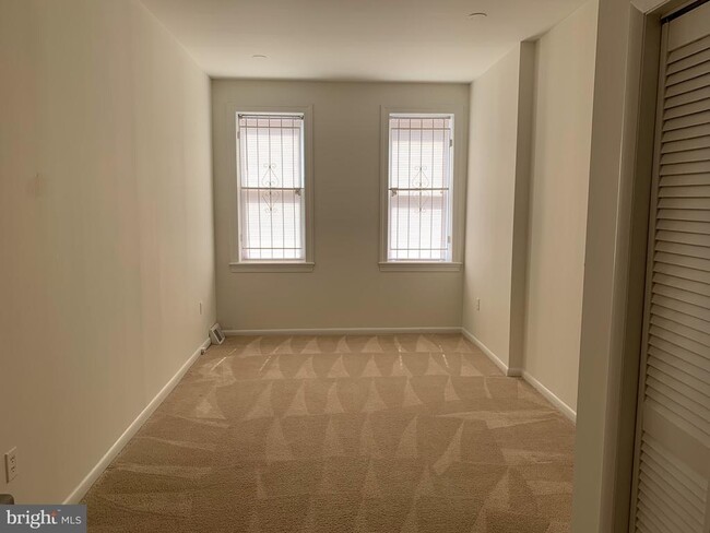 1203 Locust St in Philadelphia, PA - Building Photo - Building Photo