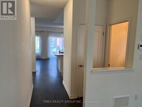 23 Catamaran Dr in Wasaga Beach, ON - Building Photo - Building Photo