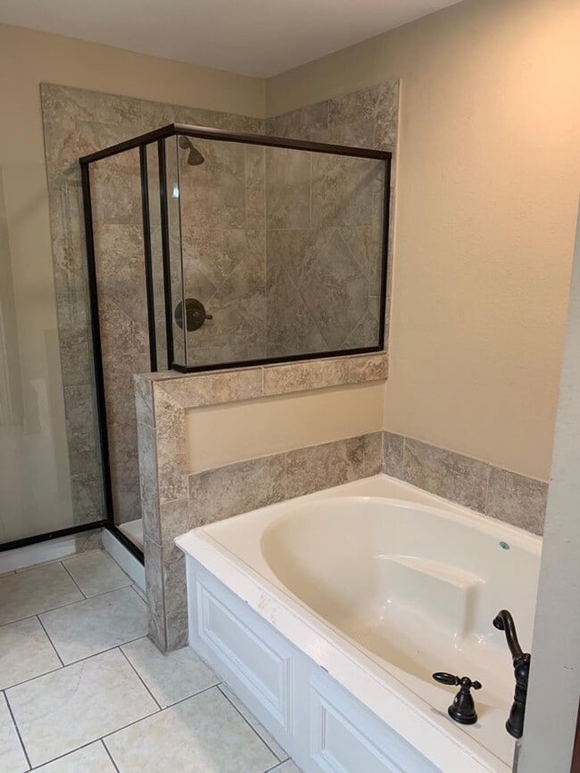 property at 1305 Halcyon Pl