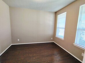 2307 Sweet Bay Dr in Dickinson, TX - Building Photo - Building Photo