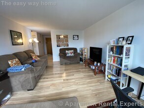 94 Beacon St, Unit #66 in Somerville, MA - Building Photo - Building Photo