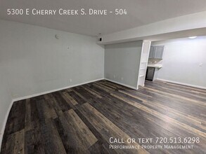 5300 E Cherry Creek S Dr in Denver, CO - Building Photo - Building Photo