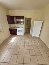 2051 N Rocheblave St in New Orleans, LA - Building Photo - Building Photo