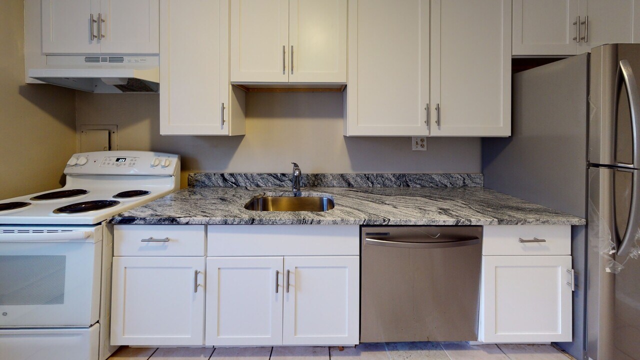 51 Colborne Rd, Unit 4 in Boston, MA - Building Photo