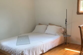 841 Adams Ave, Unit 2 in Elizabeth, NJ - Foto de edificio - Building Photo