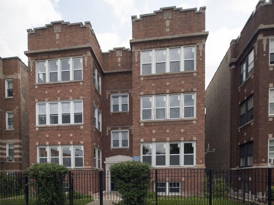 4633-4635 N Lawndale Ave in Chicago, IL - Building Photo