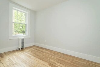 258 Chestnut Hill Ave, Unit 17 in Boston, MA - Foto de edificio - Building Photo