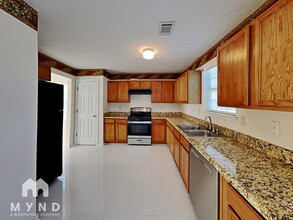 492 Townsend Bend in Stockbridge, GA - Building Photo - Building Photo