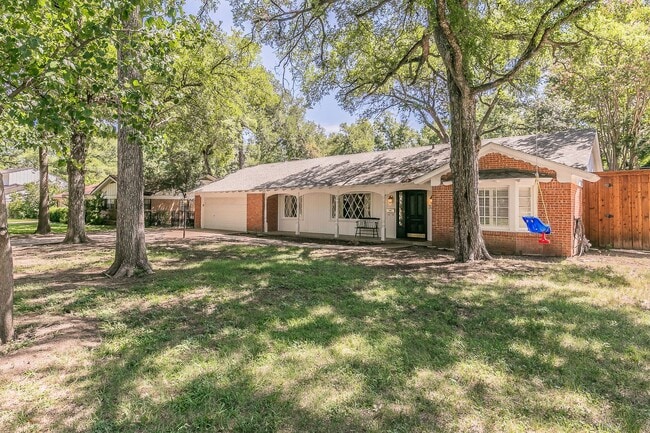 3215 Spanish Oak Dr in Fort Worth, TX - Building Photo - Building Photo