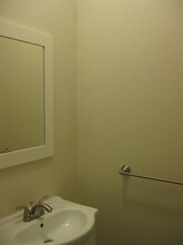 3815 Greenway Ct E in Portsmouth, VA - Building Photo - Building Photo