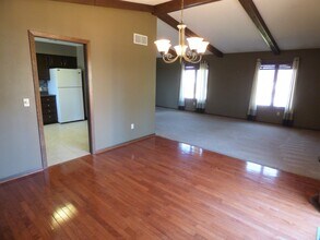 4022 10th Ave NW in Rochester, MN - Building Photo - Building Photo