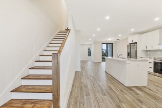 395 Bella Sol Way in West Palm Beach, FL - Building Photo - Building Photo