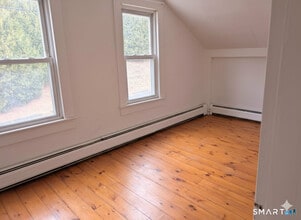 71 Bridge St in Canton, CT - Building Photo - Building Photo