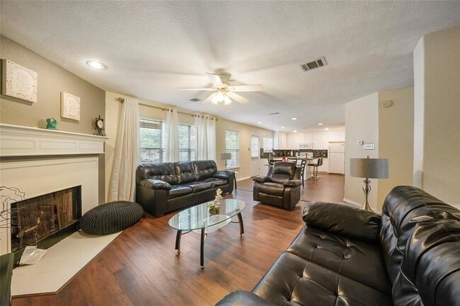 property at 174 Ramwind Ct