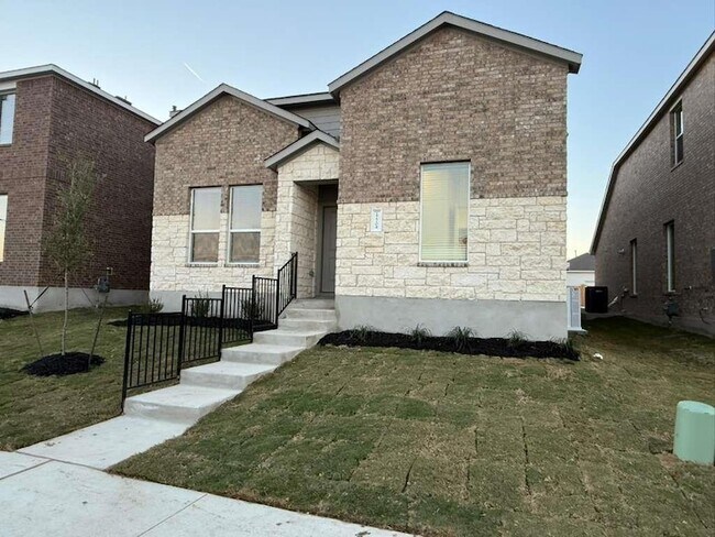 17704 Sage Thrasher Dr in Pflugerville, TX - Foto de edificio - Building Photo