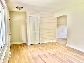 8343 Atlas Dr in Brighton, MI - Building Photo - Building Photo