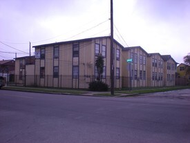 2711 Avenue K Apartments