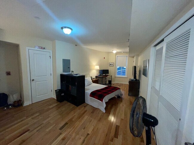 4442 Cresson St in Philadelphia, PA - Building Photo - Building Photo