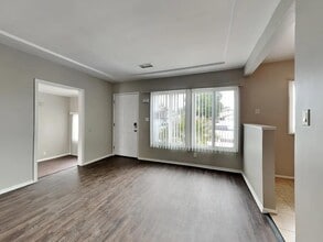 1520 E L St in Los Angeles, CA - Building Photo - Building Photo