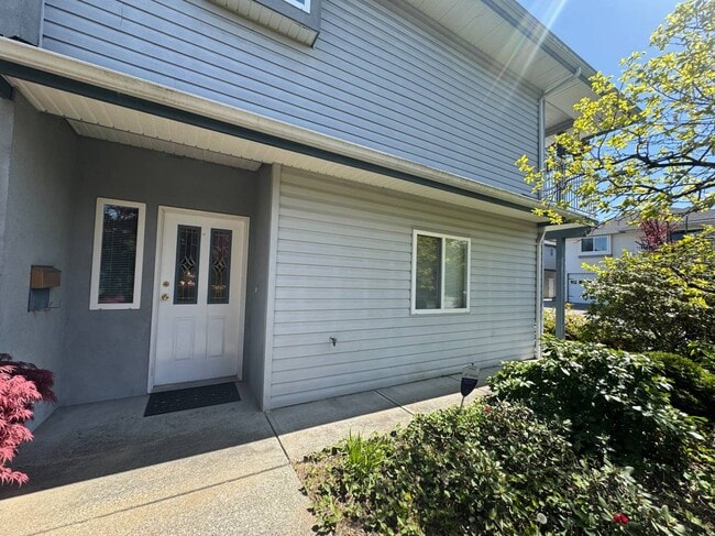 property at 19866 Hammond Rd